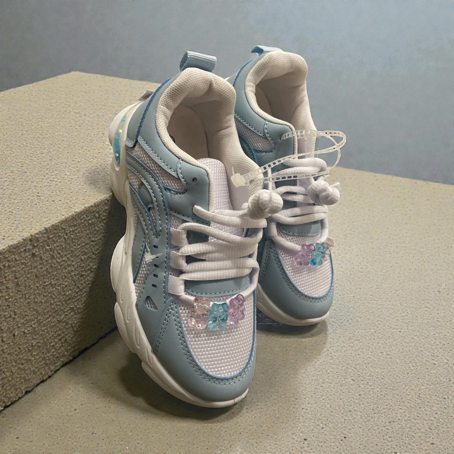 Blue bears girls sneakers