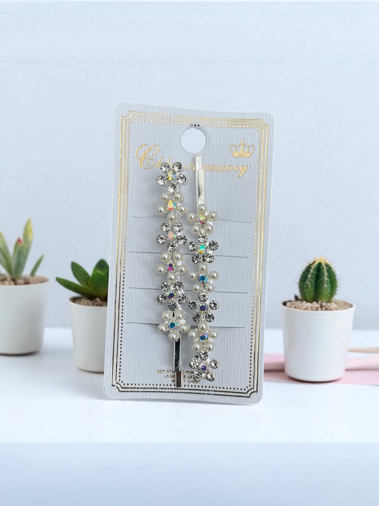 Chole hair accessory