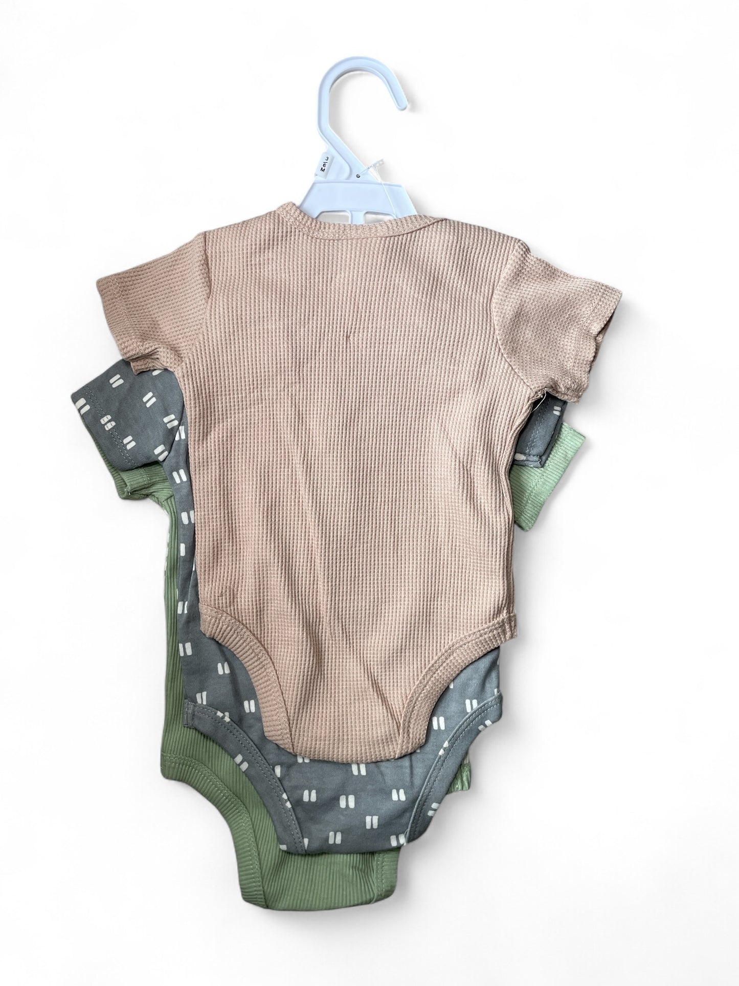 Mario Lopez 3pc baby onsies set