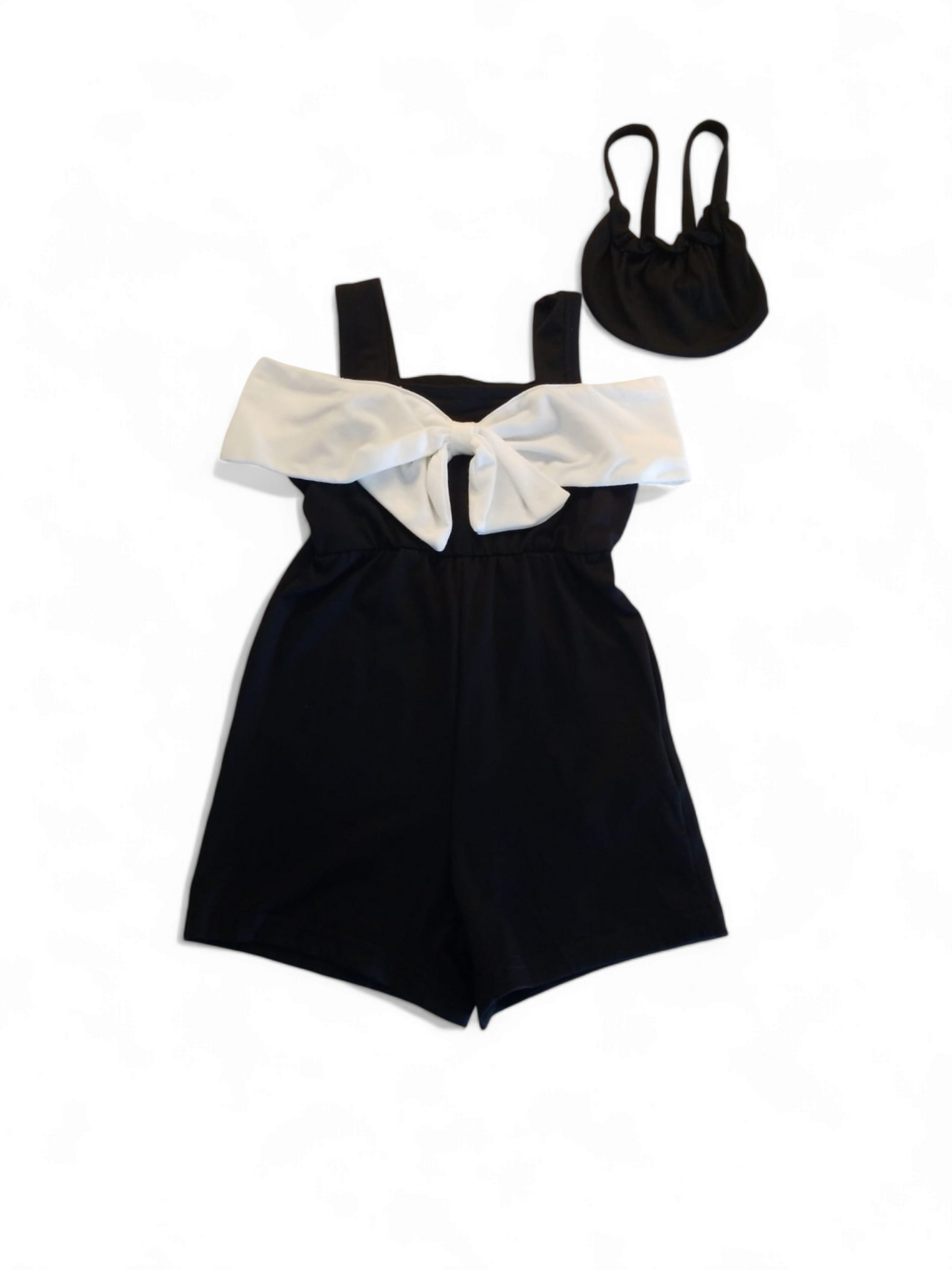 Bkack and white baby dress romper w/ purse