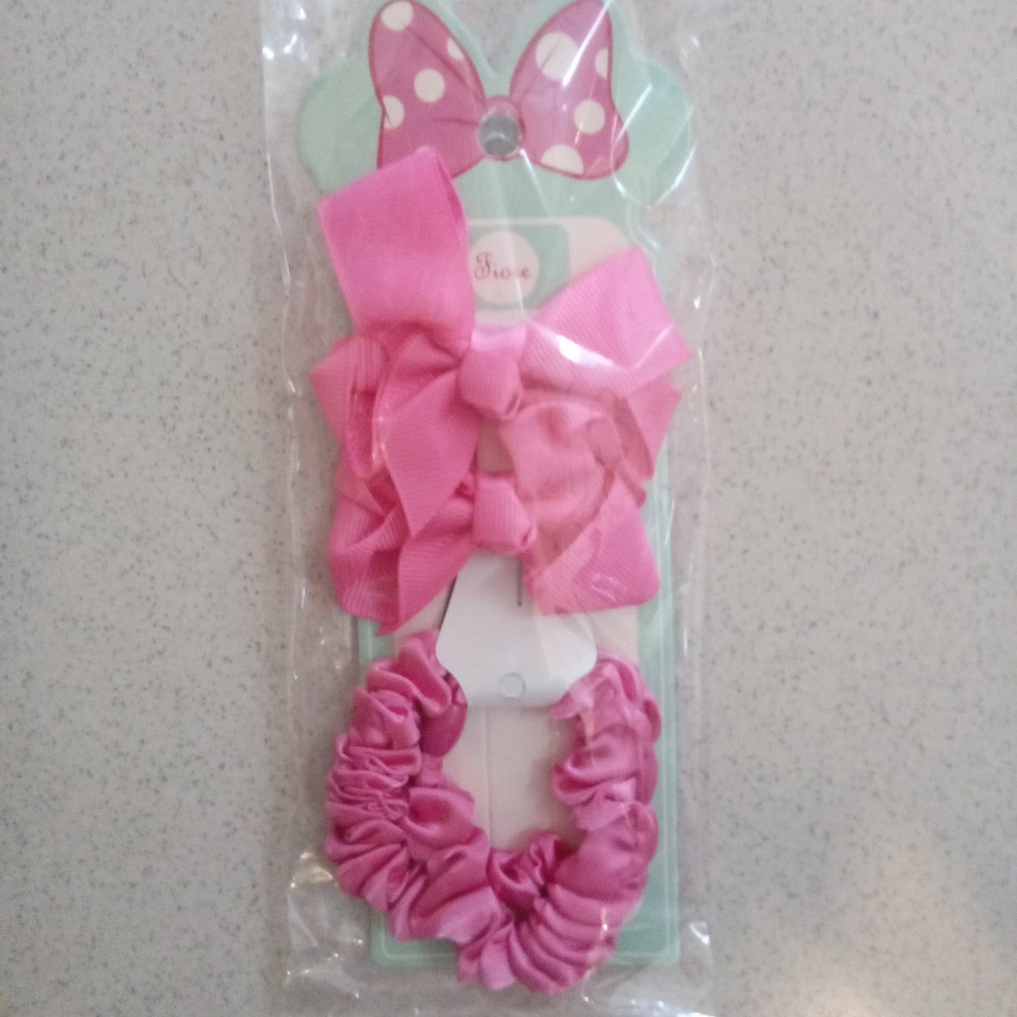 Fiore bow and scrunchie set
