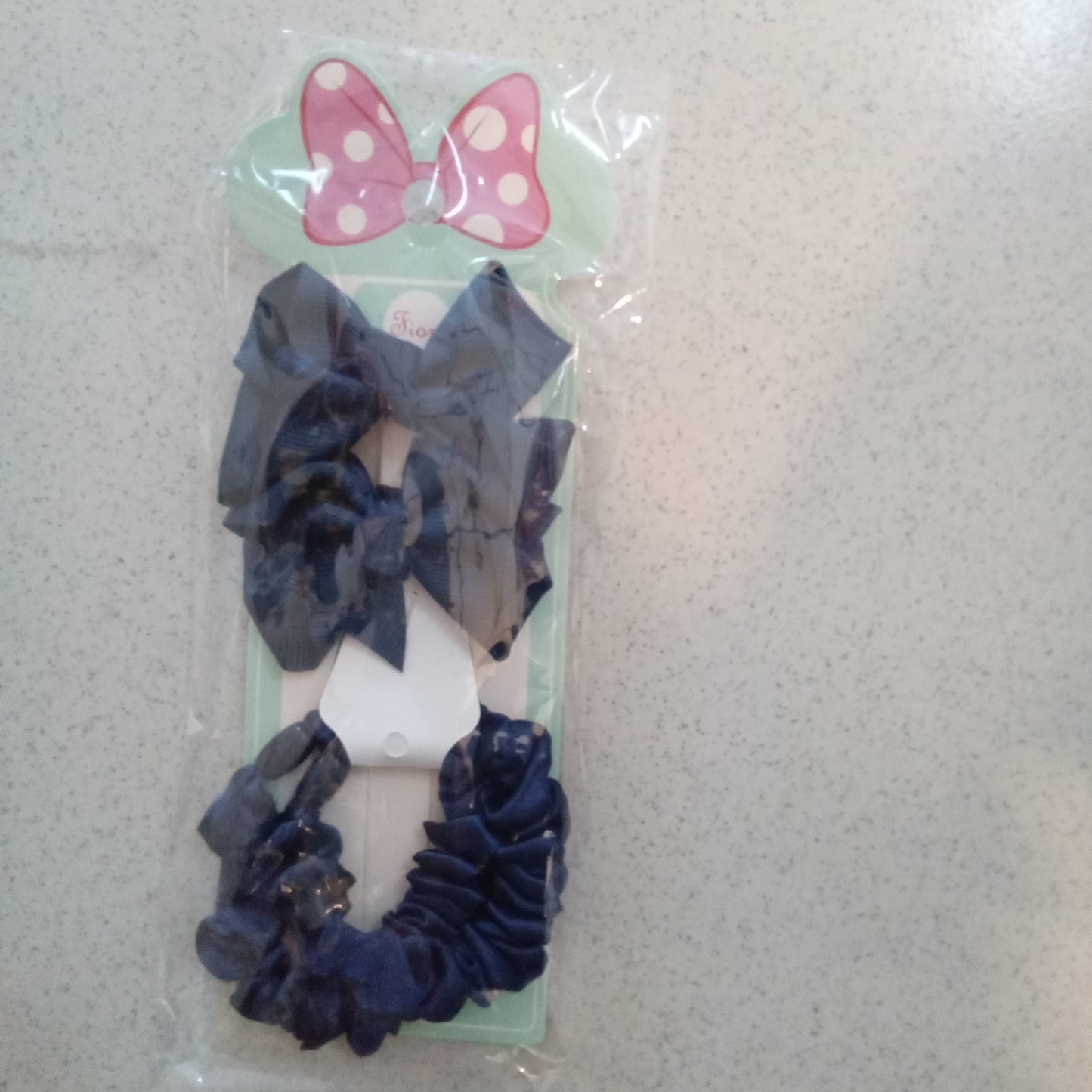 Fiore bow and scrunchie set
