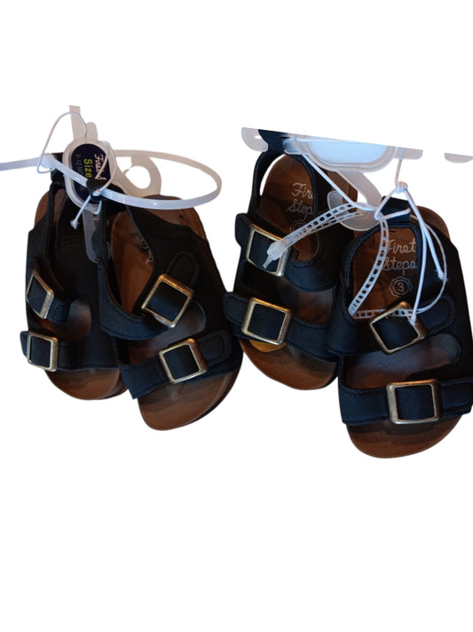 First step now black sandals