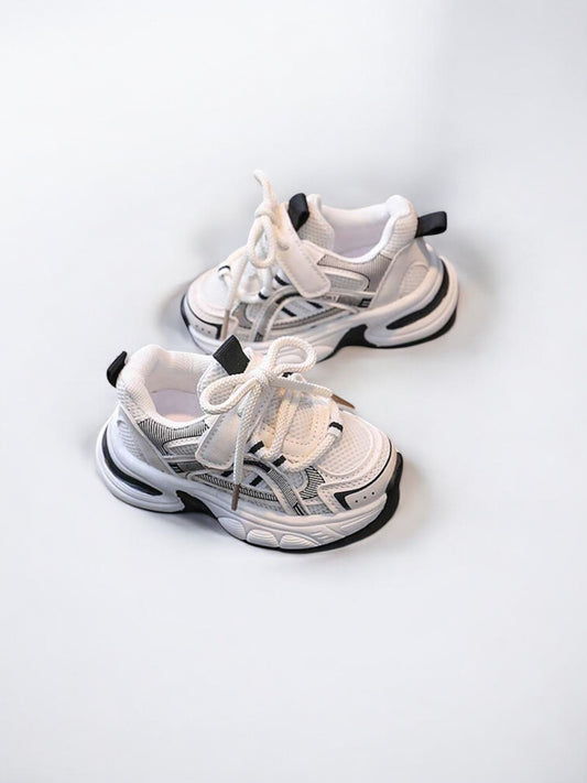White & grey boy sneakers 2k5