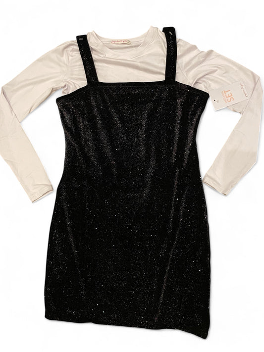 Teen black dres with white long sleeve