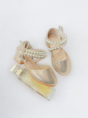 Girls gold formal shoes with pearl straps  2k5