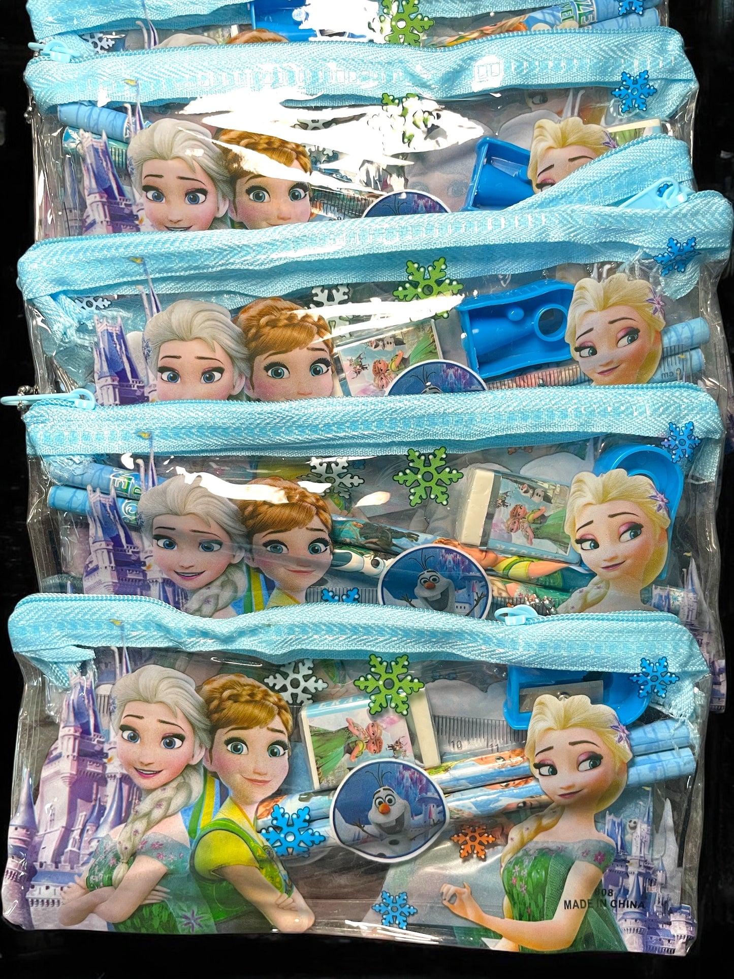 Children  attachable pencil  case with supplies