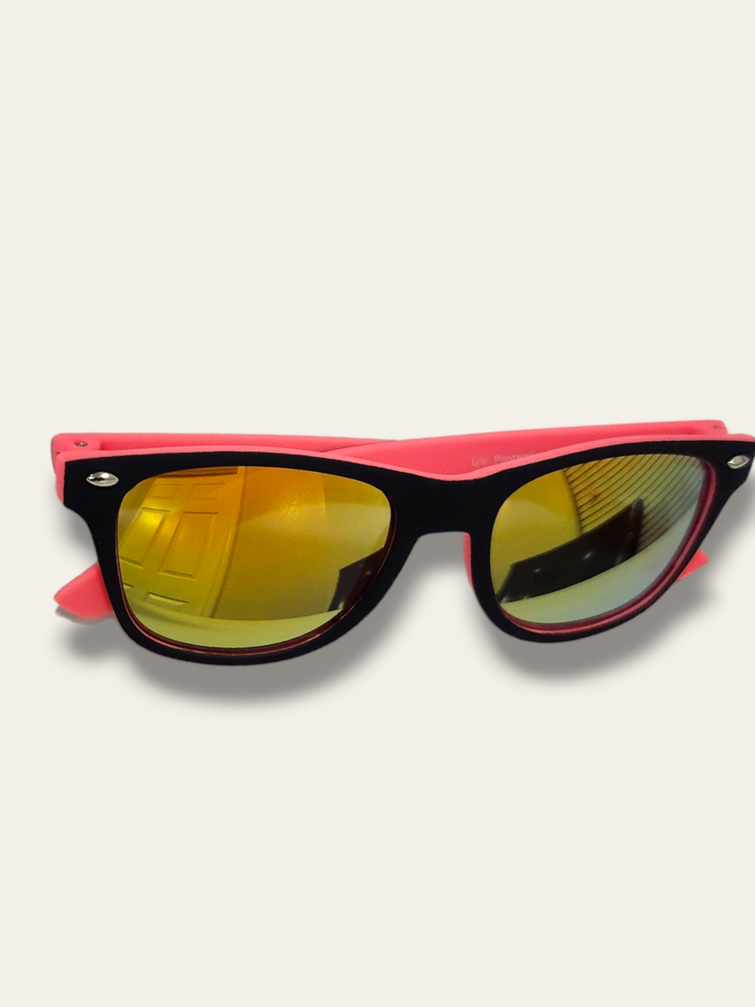 Surfgirl sunglasses