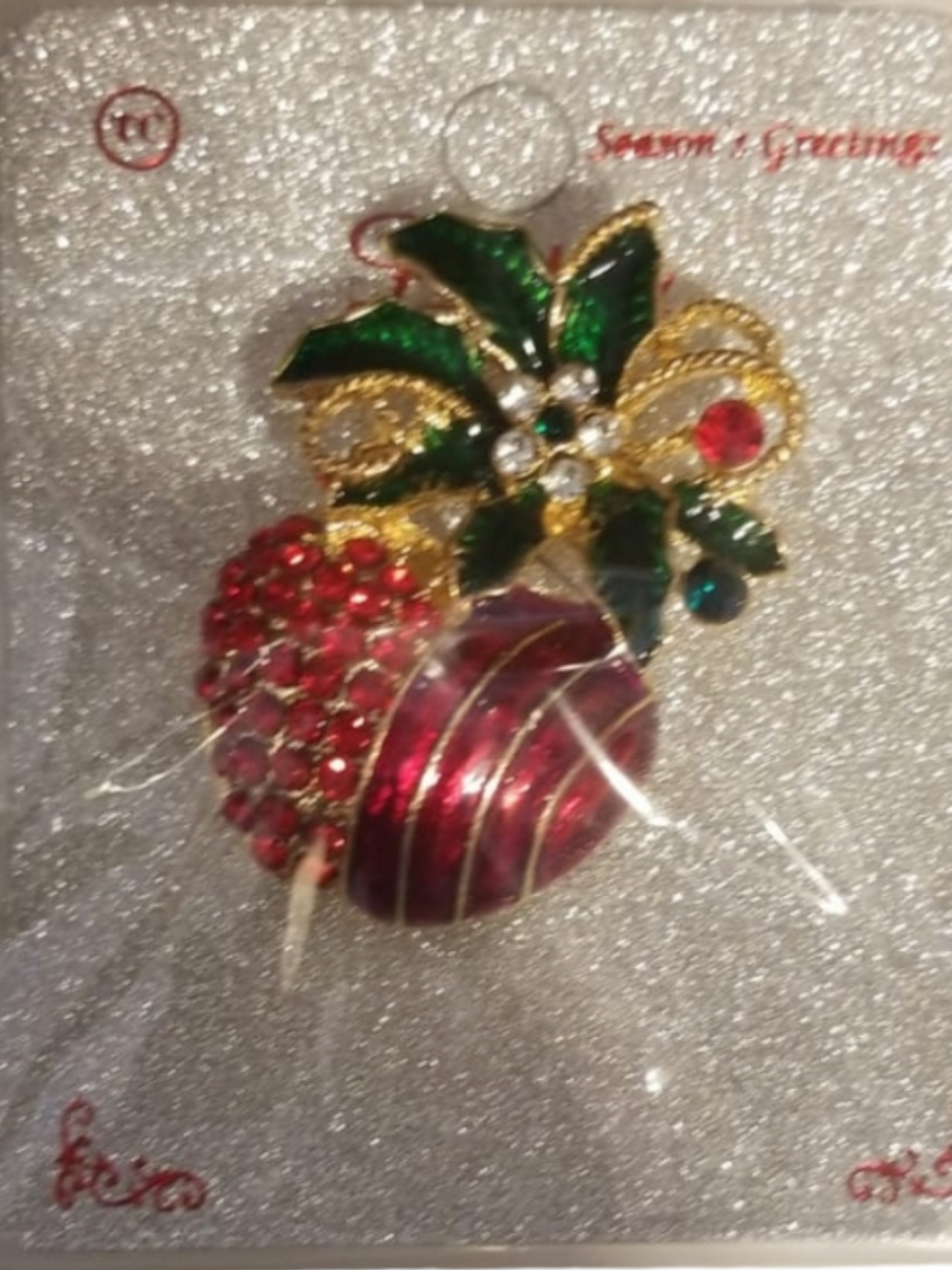 Christmas brooches 2k3