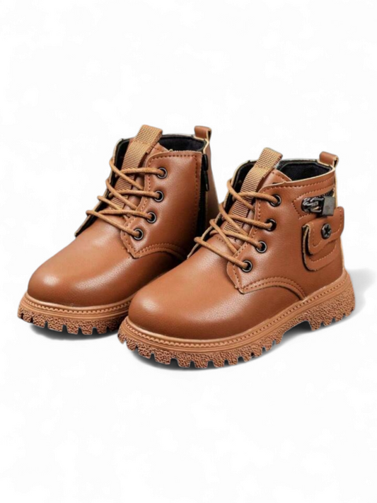 Brown boots with locker on size