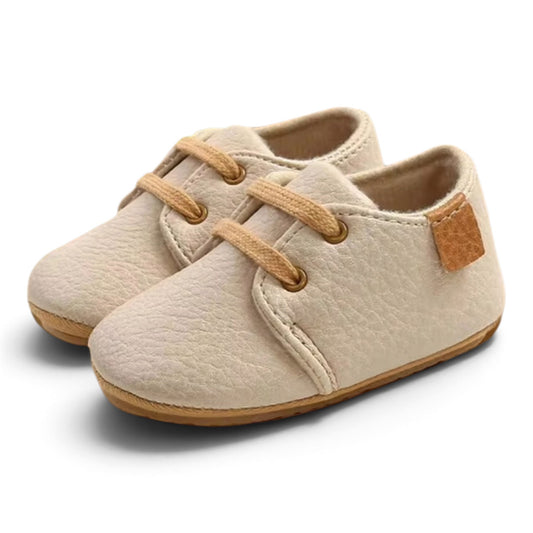 Beige lace baby shoes 2k6