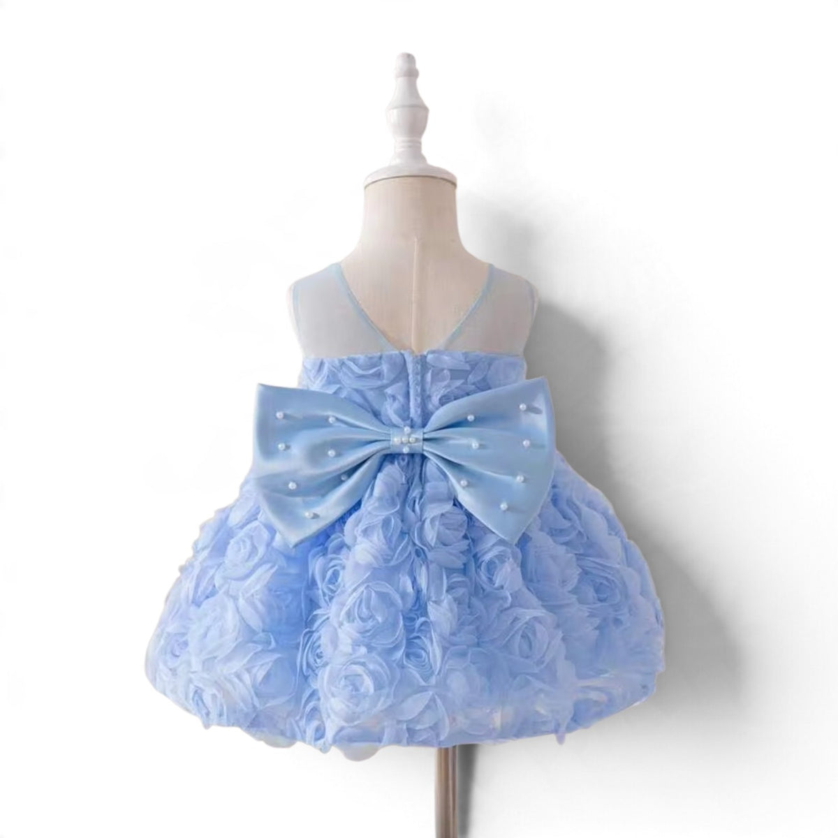 Blue flowery dress 2k6