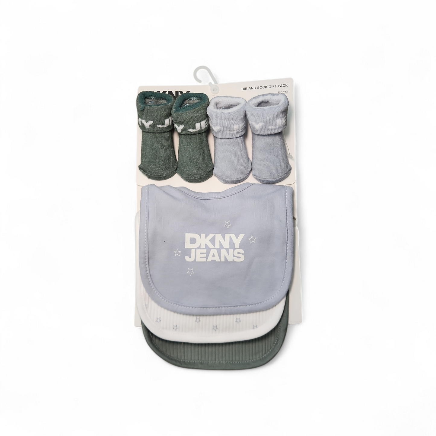 Dkn5 baby bib & socks set